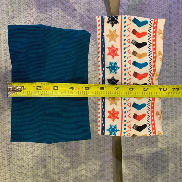 Winter Holiday Twist Headband - Picture 3 of 4
